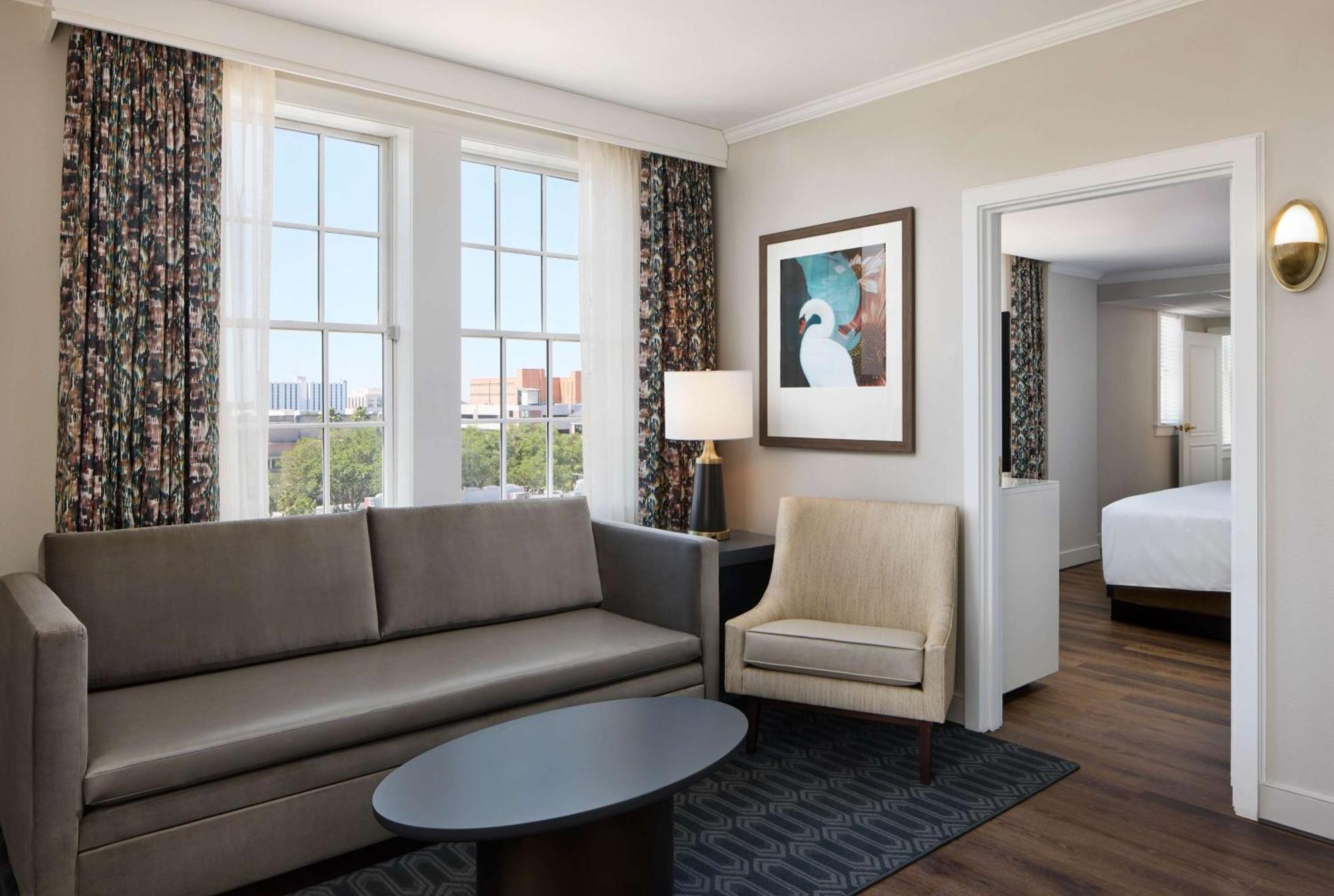 One-Bedroom King Suite Lake View