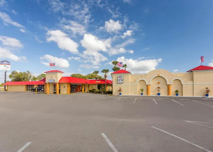 Motel: Howard Johnson By Wyndham Lakeland